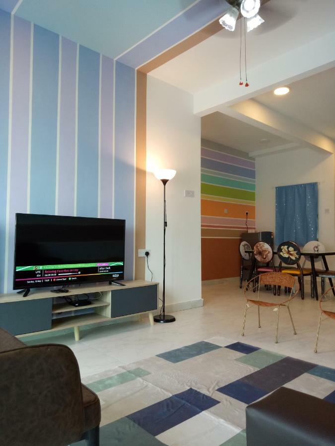 Icolor Home & Stay Ch4 Tanah Rata Exterior photo